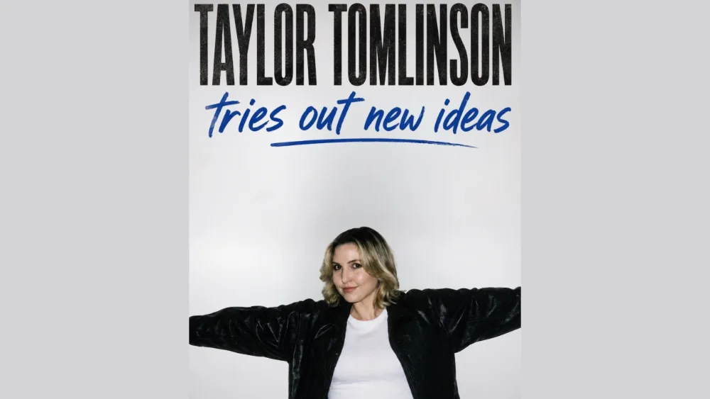 Taylor Tomlinson26